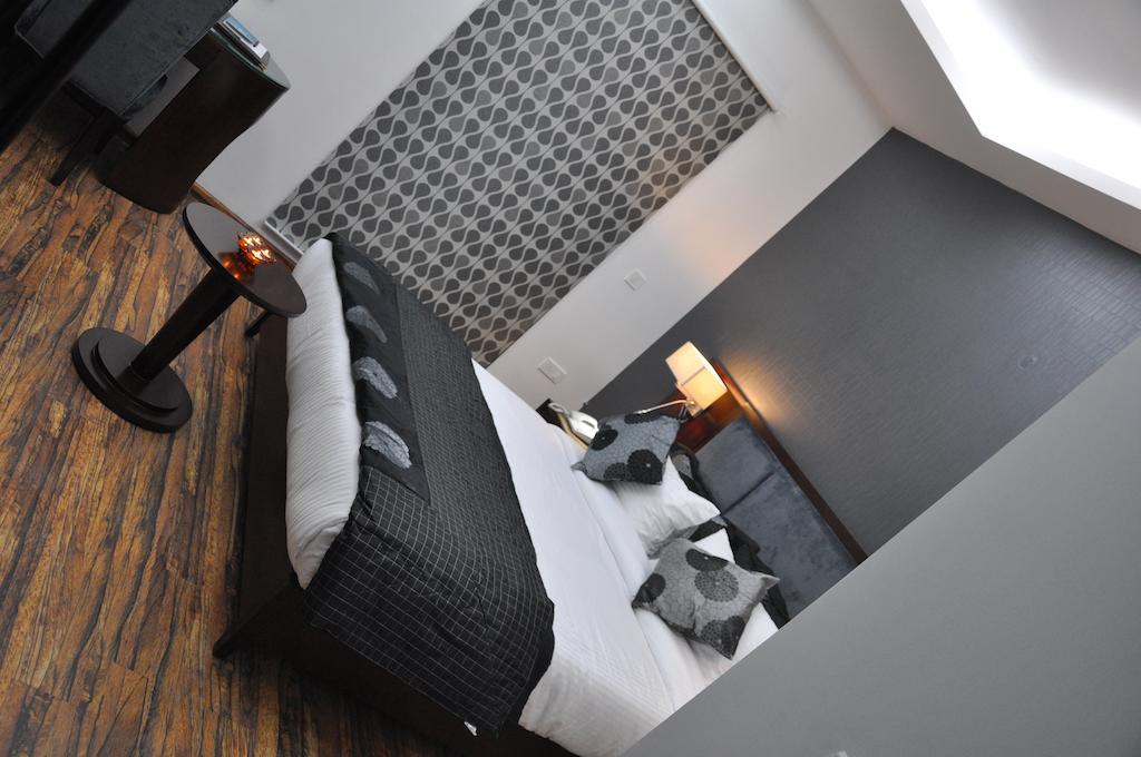 Hotel Prem Plaza Karnāl エクステリア 写真